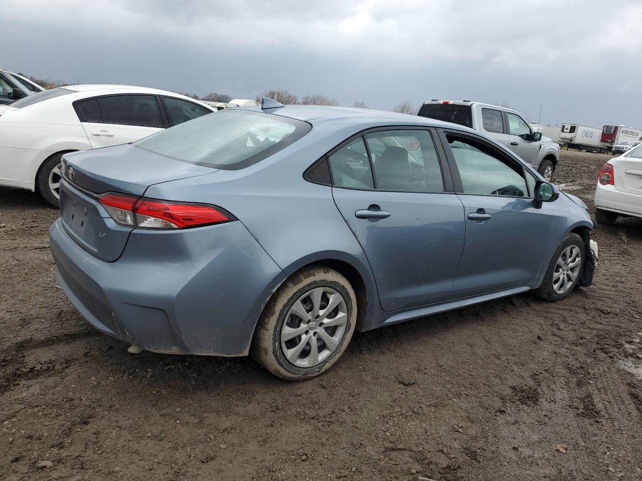2021 TOYOTA COROLLA LE - Фото 3
