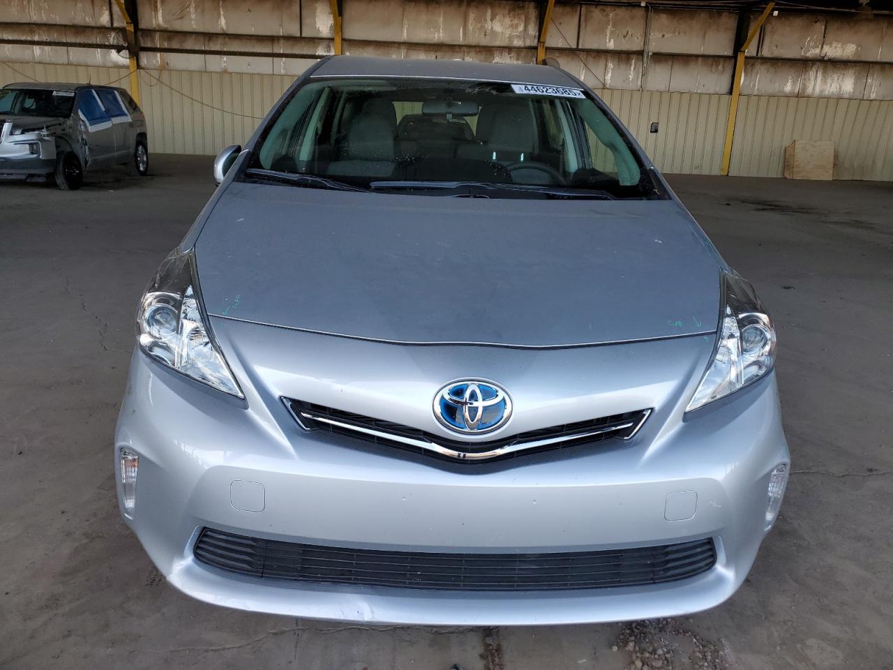 2013 TOYOTA PRIUS V - Фото 5