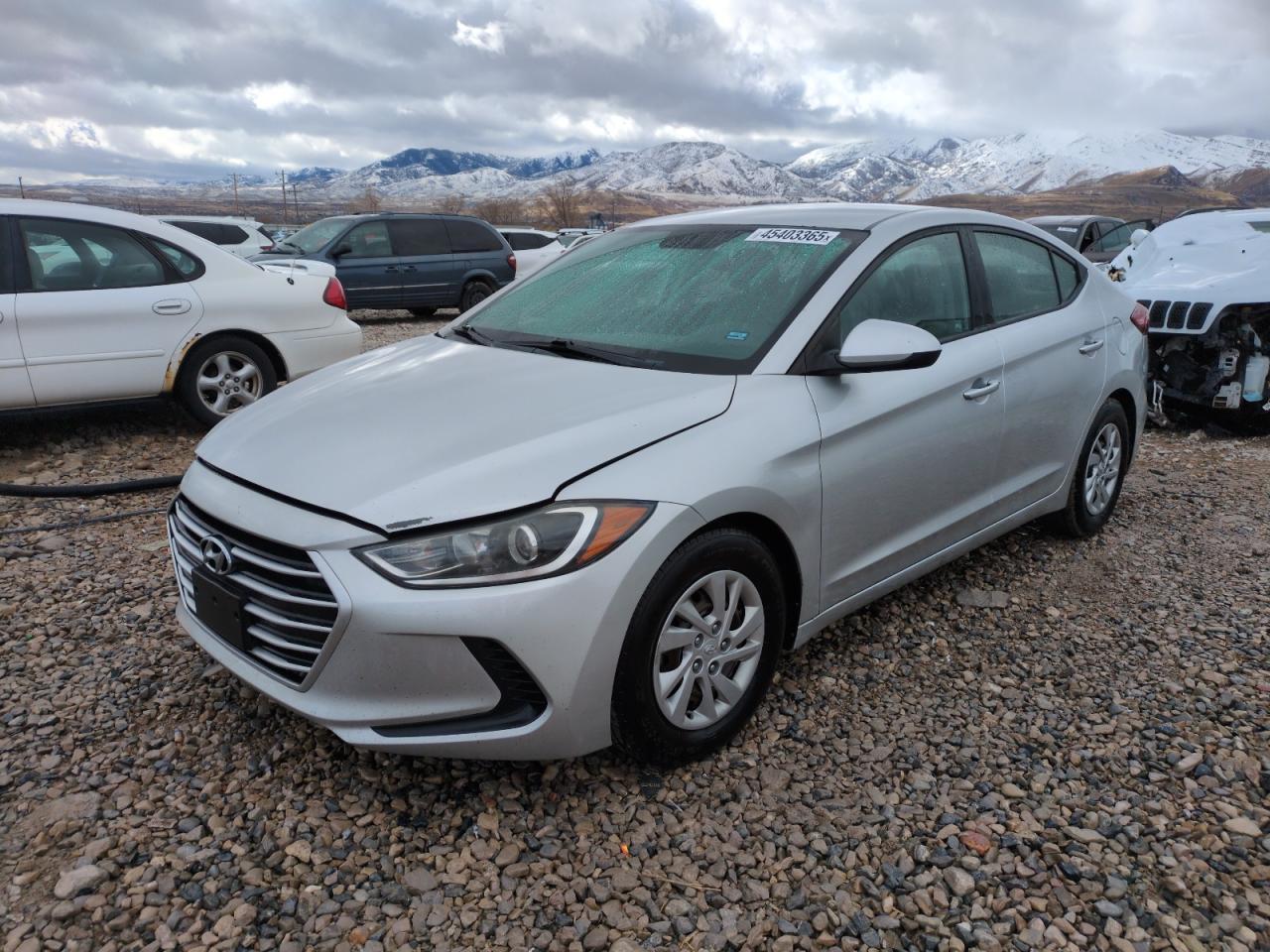2017 HYUNDAI ELANTRA SE