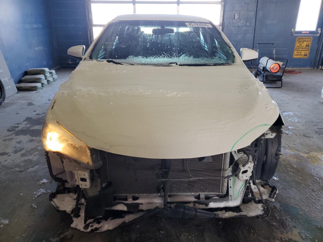 2016 TOYOTA CAMRY LE - Фото 5