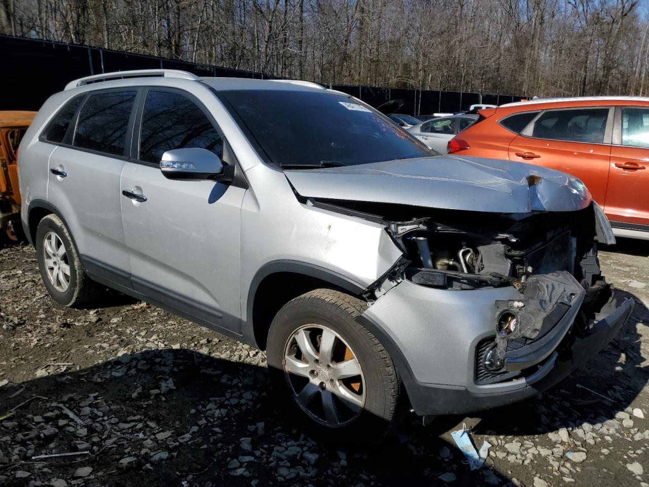 2012 KIA SORENTO BA - Image 4