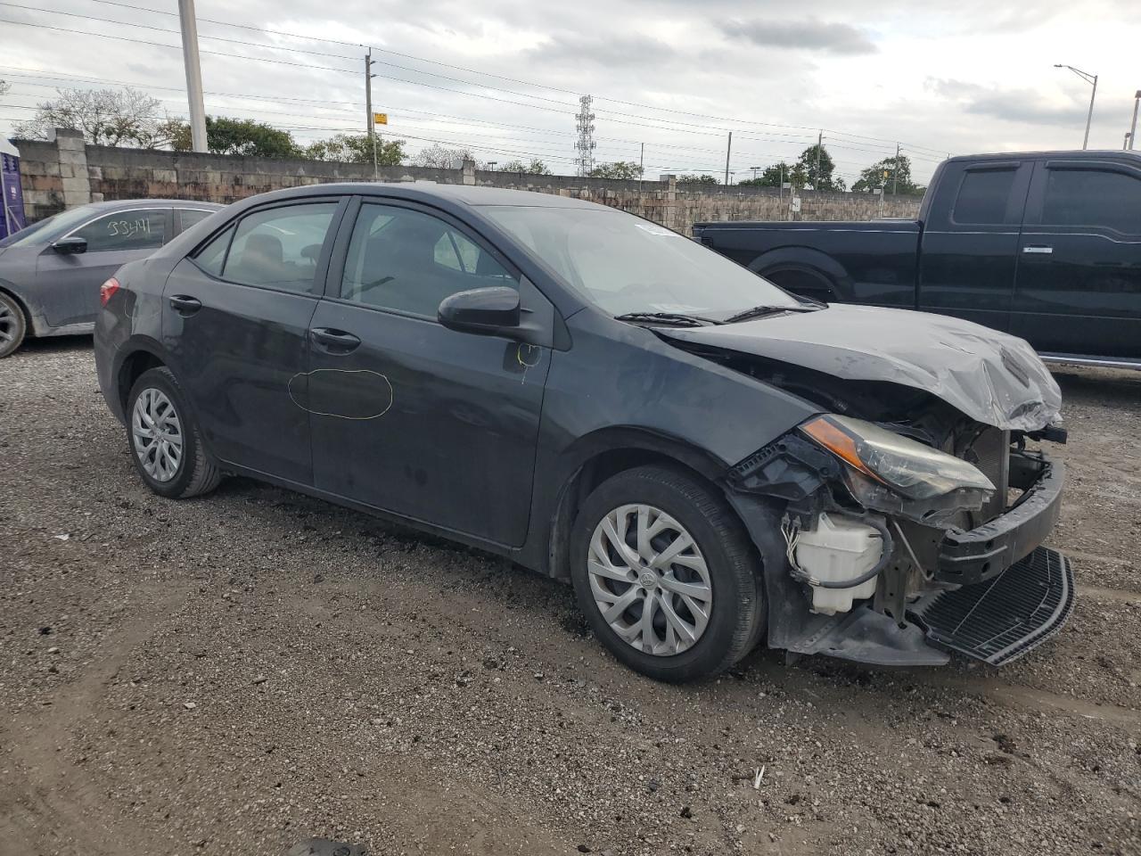 2019 TOYOTA COROLLA L - Image 4