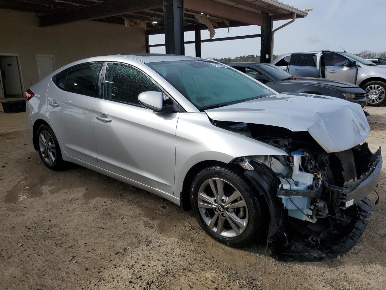 2018 HYUNDAI ELANTRA SE - Фото 4