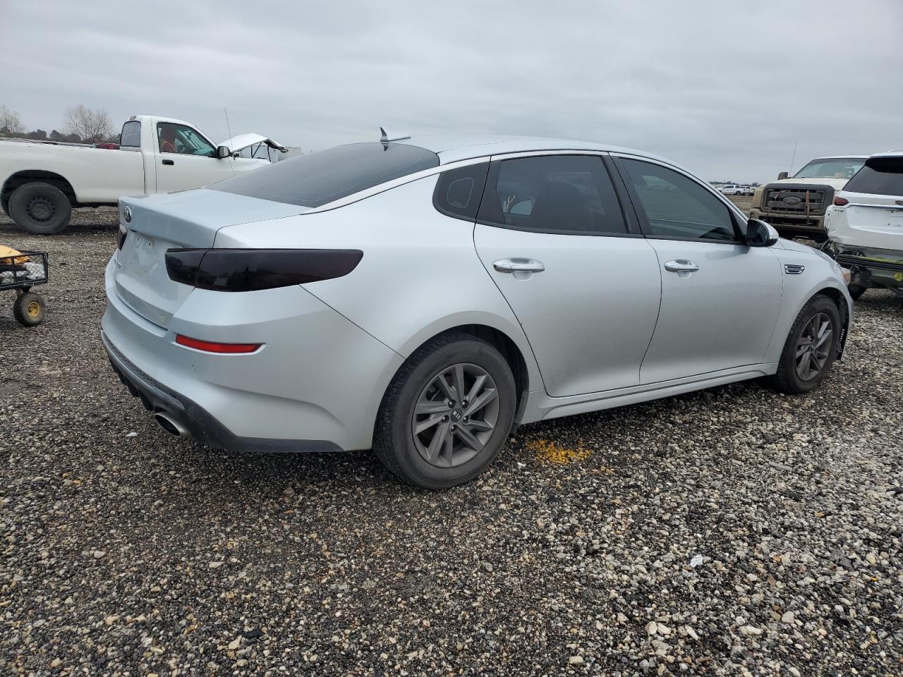 2020 KIA OPTIMA LX - Фото 3