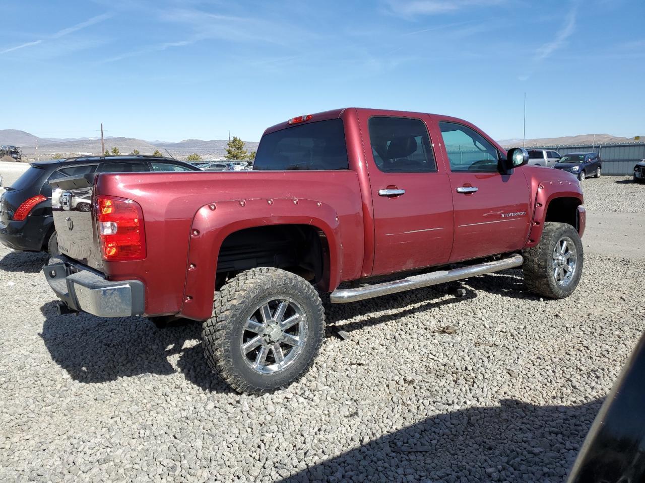 2013 CHEVROLET SILVERADO - Image 3