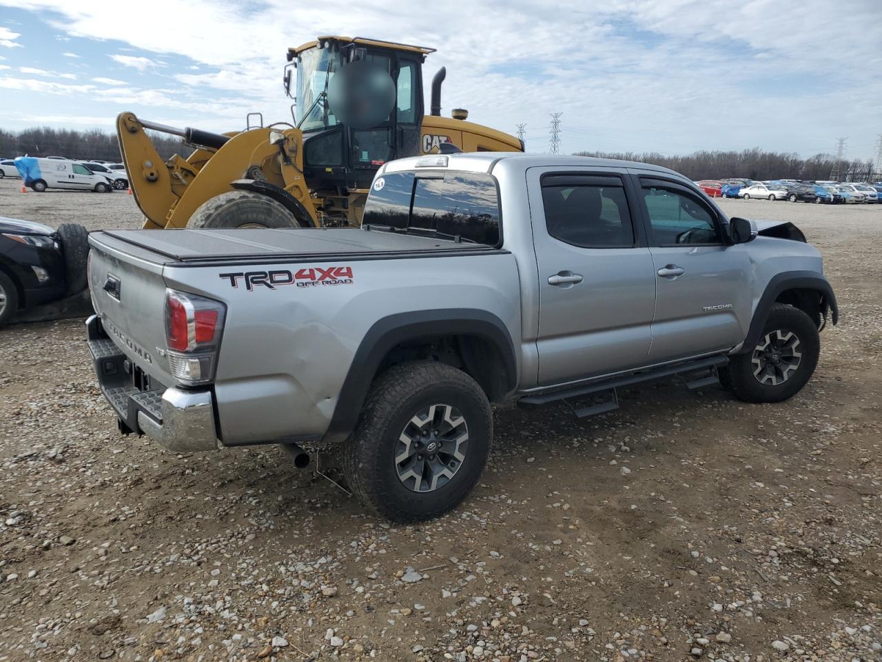 2023 TOYOTA TACOMA DOU - Фото 3