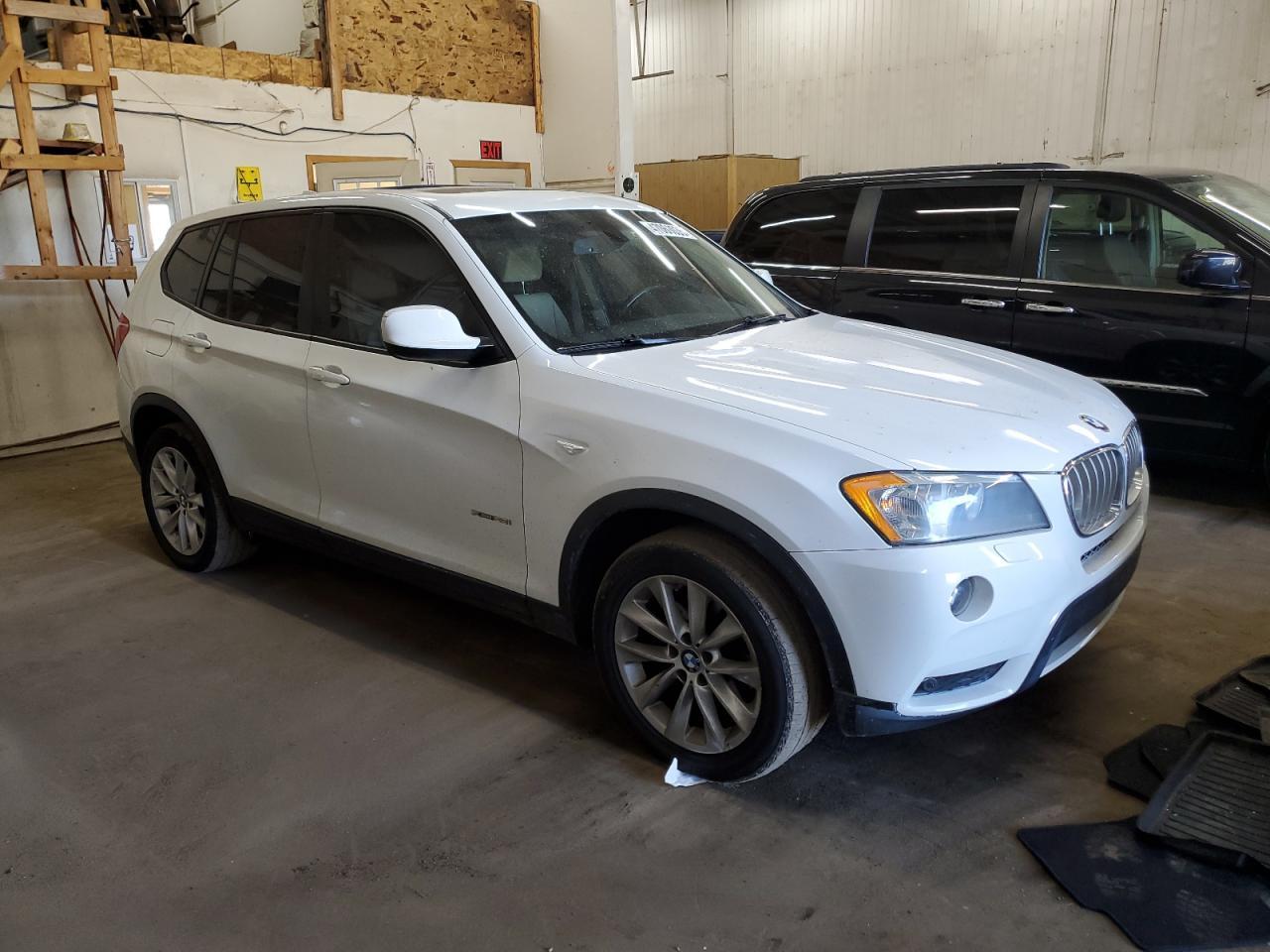2014 BMW X3 XDRIVE2 - Image 4