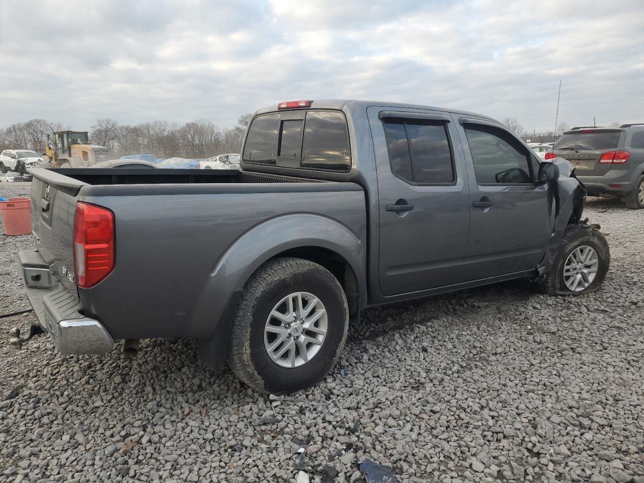 2019 NISSAN FRONTIER S - Фото 3