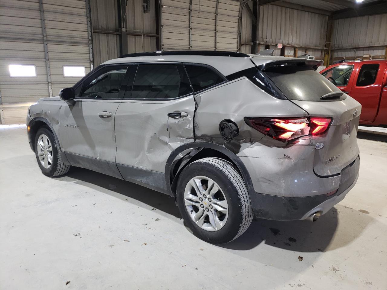 2021 CHEVROLET BLAZER 2LT - Фото 2