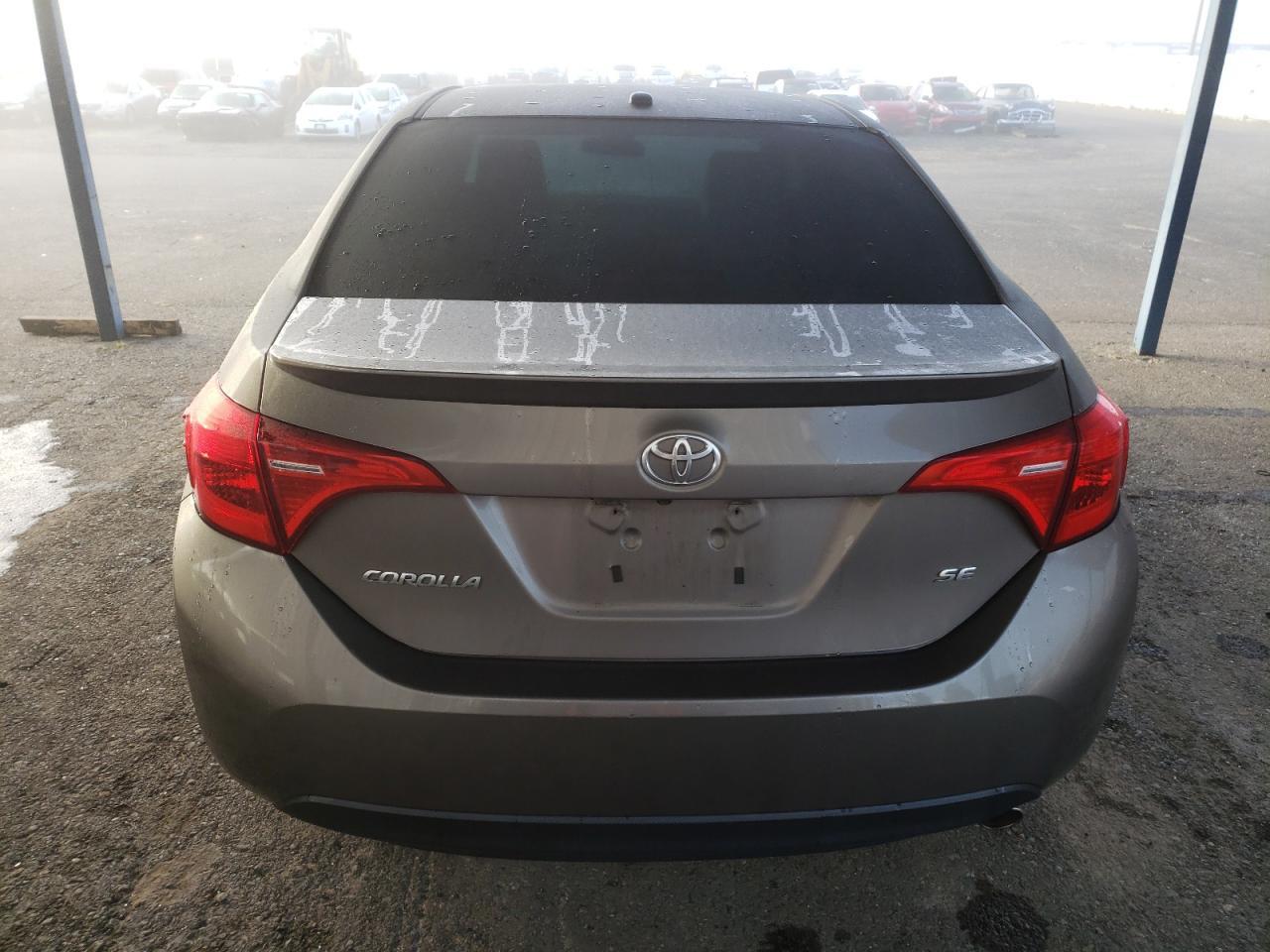 2018 TOYOTA COROLLA L - Image 6
