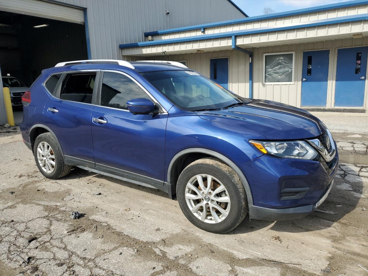 2018 NISSAN ROGUE S - Image 4