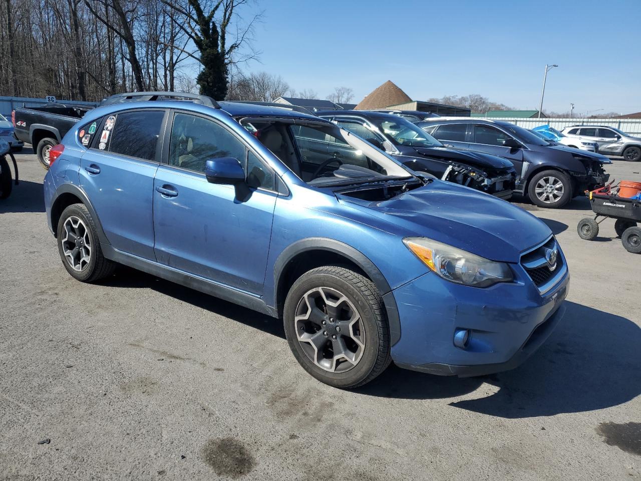 2014 SUBARU XV CROSSTR - Image 4