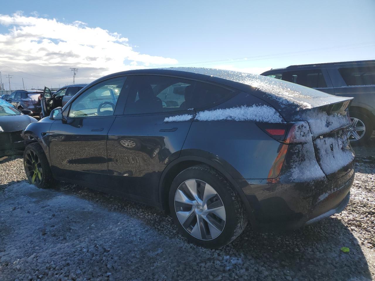 2024 TESLA MODEL Y - Image 2