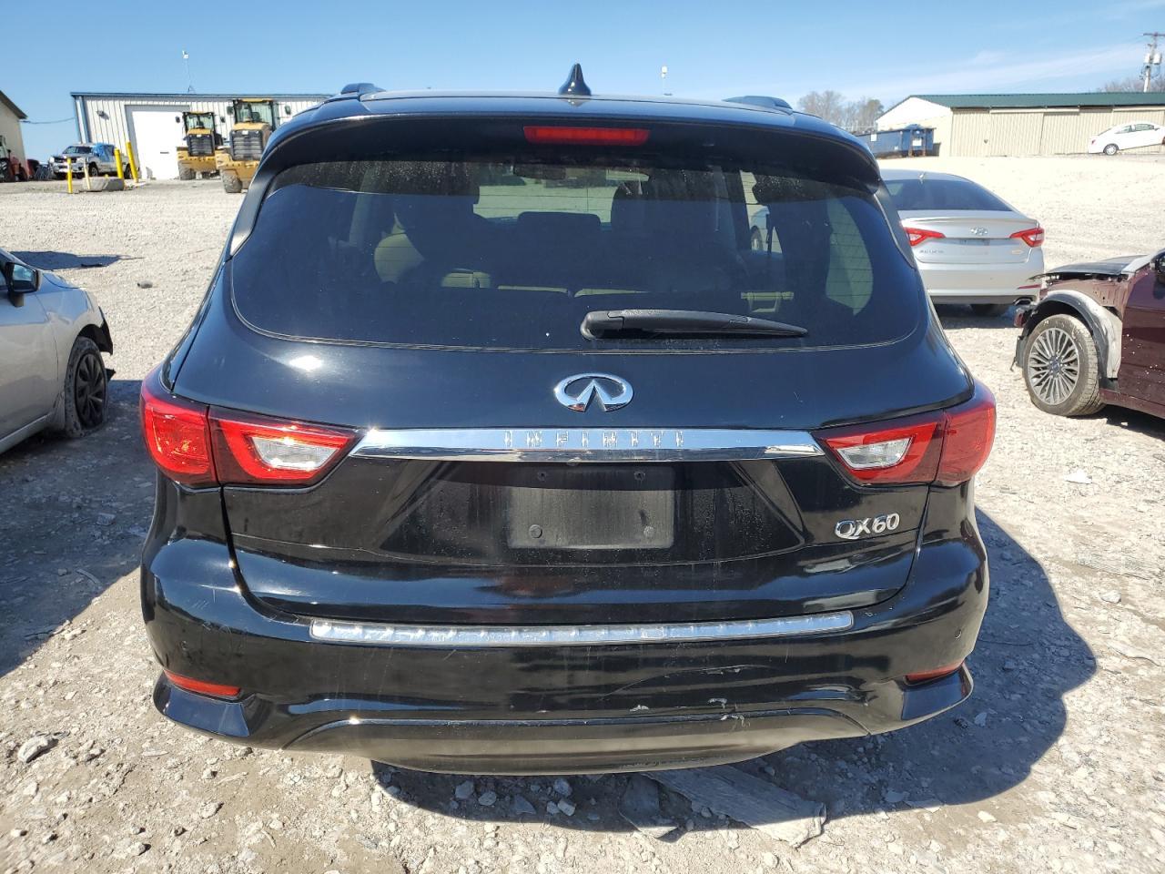 2017 INFINITI QX60 - Фото 6