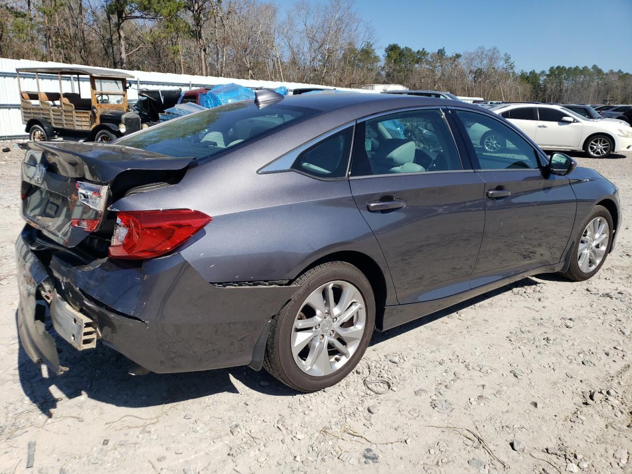 2018 HONDA ACCORD LX - Фото 3