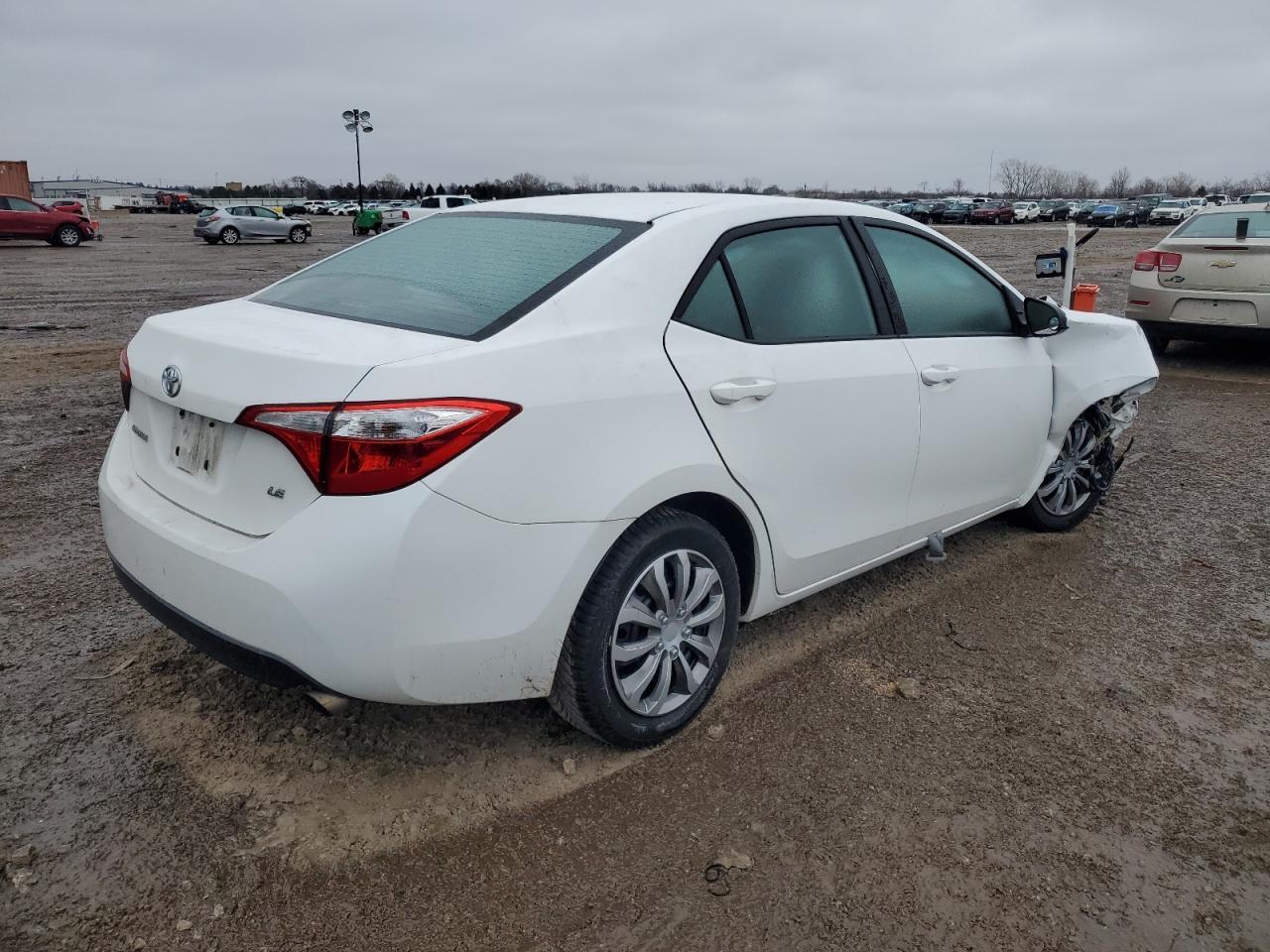 2015 TOYOTA COROLLA L - Фото 3