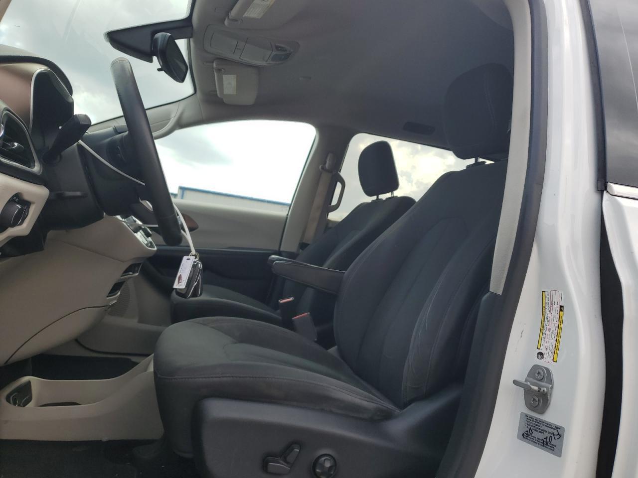 2017 CHRYSLER PACIFICA L - Image 7