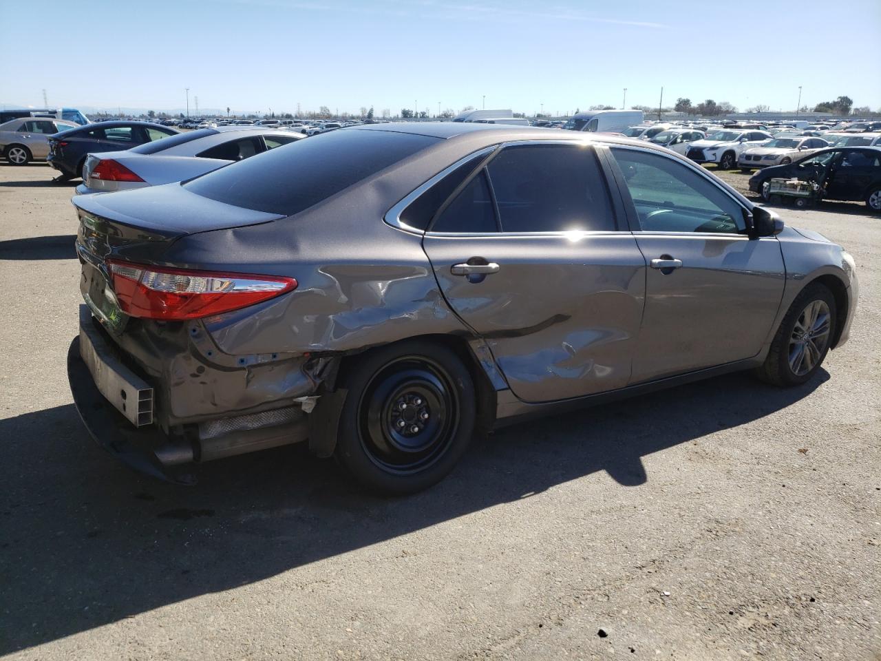 2017 TOYOTA CAMRY LE - Image 3