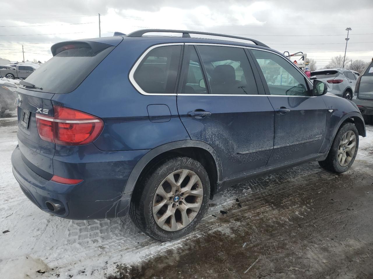 2013 BMW X5 XDRIVE3 - Image 3