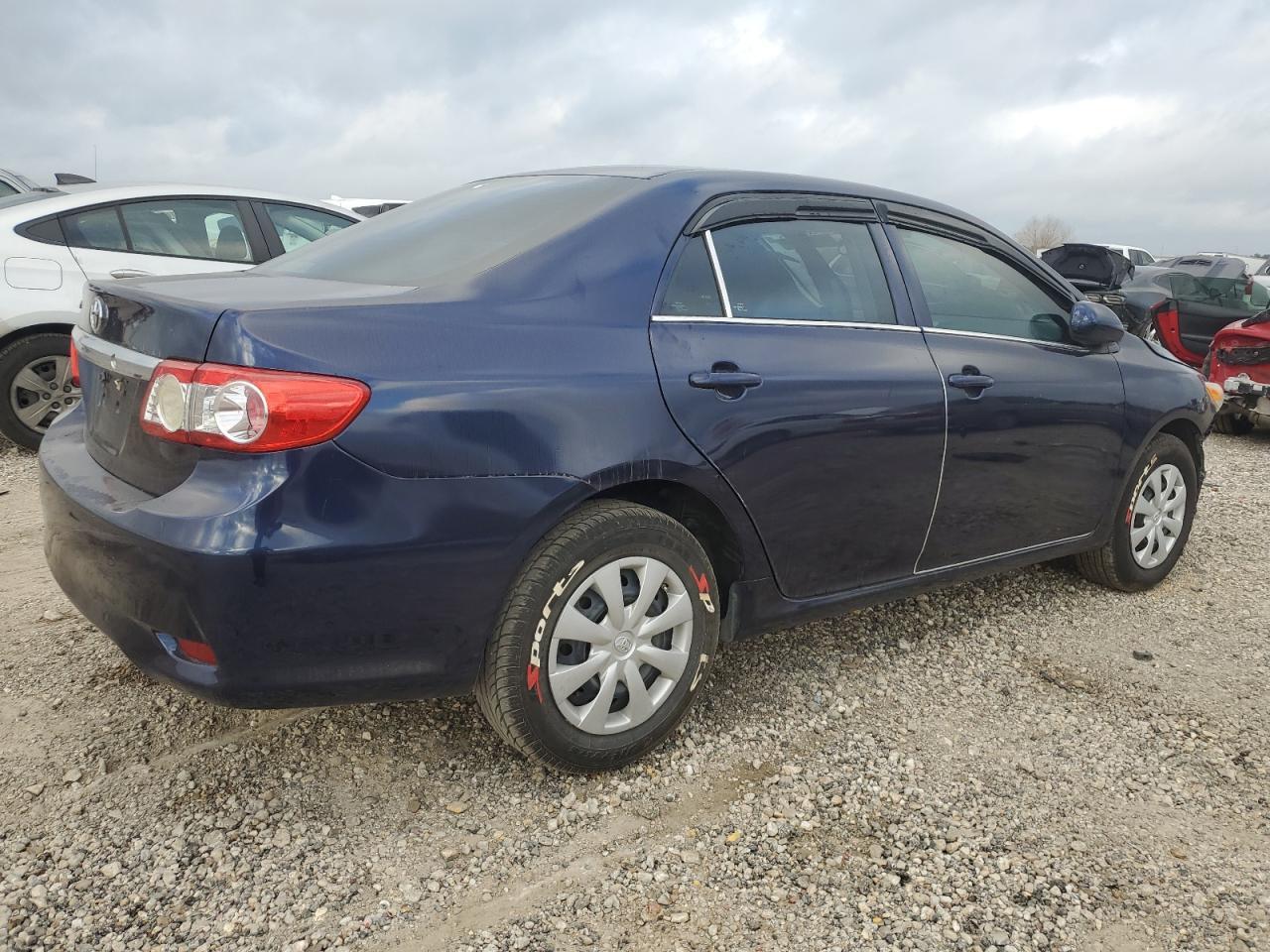 2013 TOYOTA COROLLA BA - Фото 3