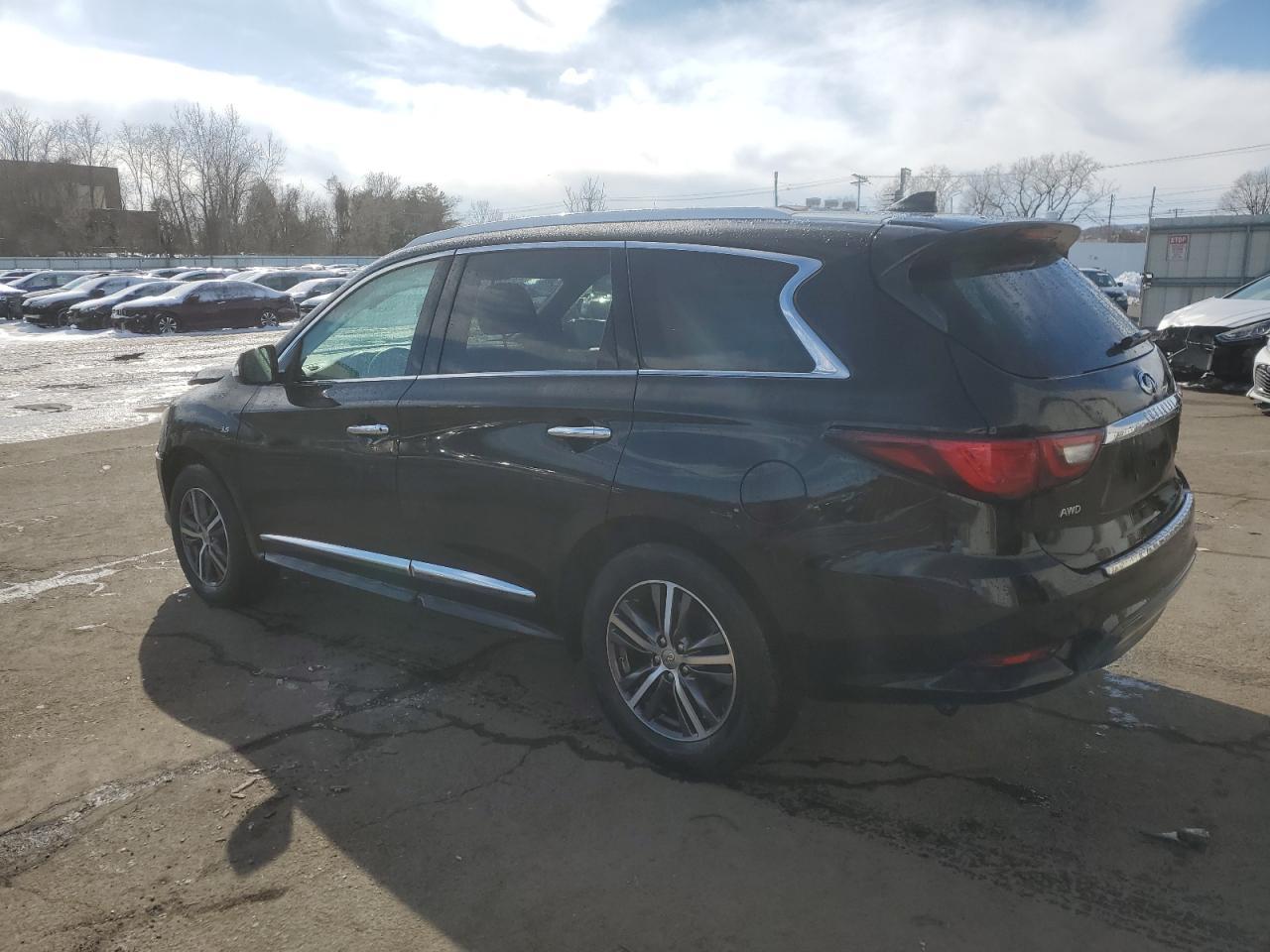 2019 INFINITI QX60 LUXE - Image 2