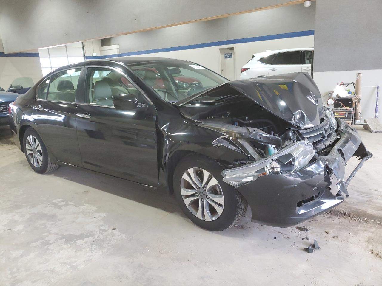 2014 HONDA ACCORD LX - Фото 4
