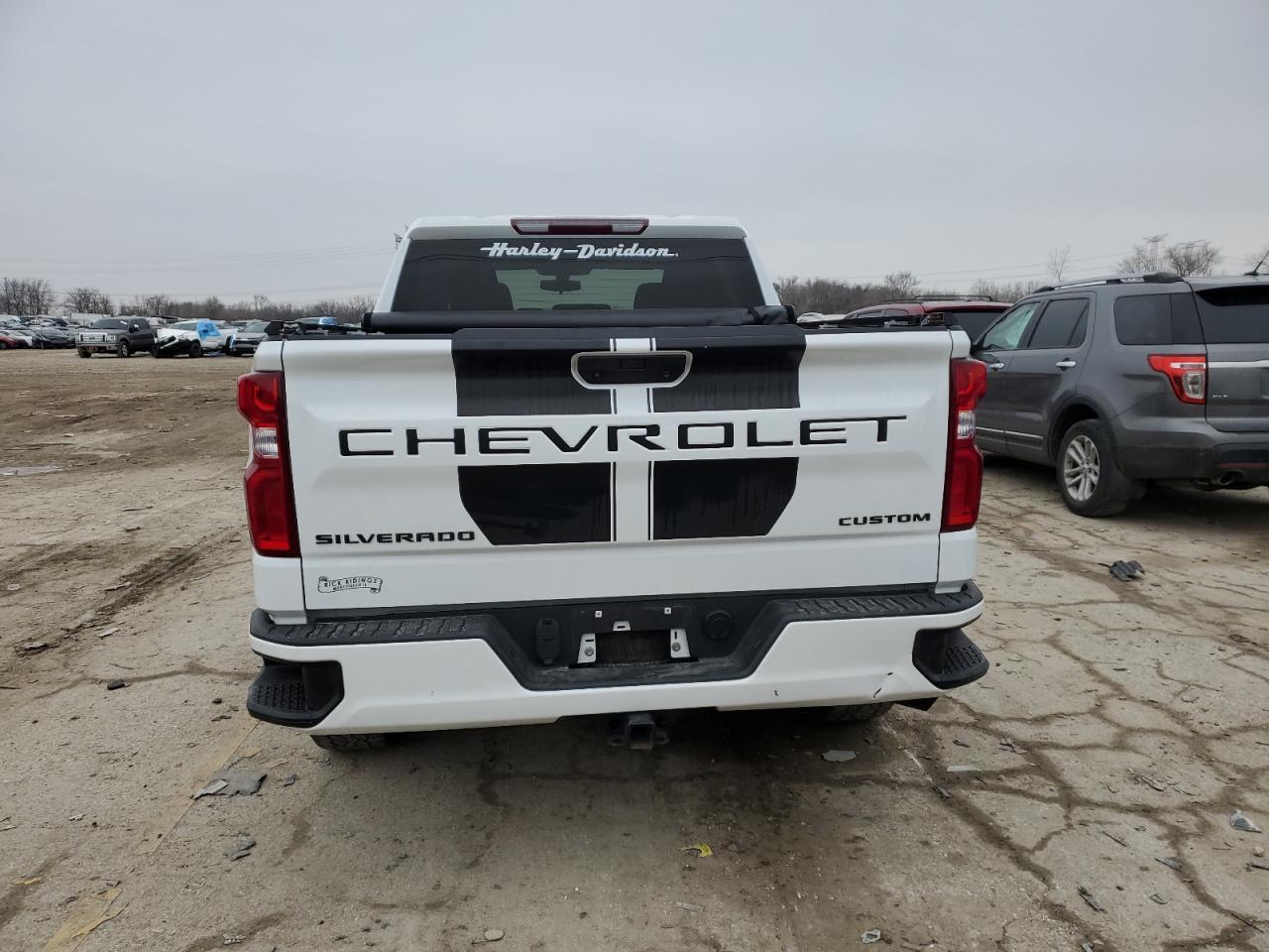 2021 CHEVROLET SILVERADO - Фото 6