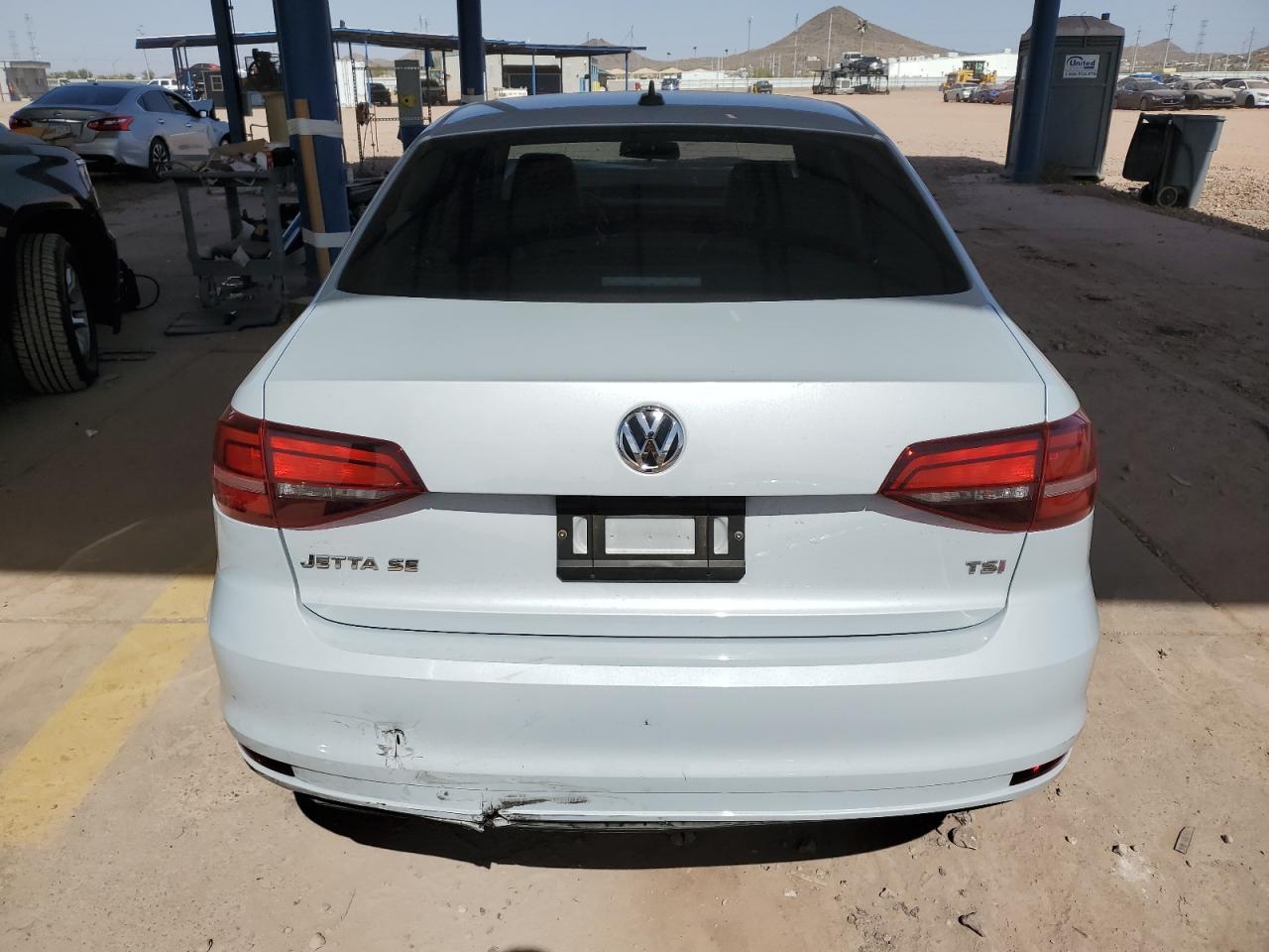2017 VOLKSWAGEN JETTA SE - Image 6