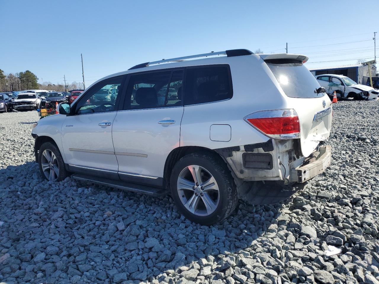 2011 TOYOTA HIGHLANDER - Фото 2