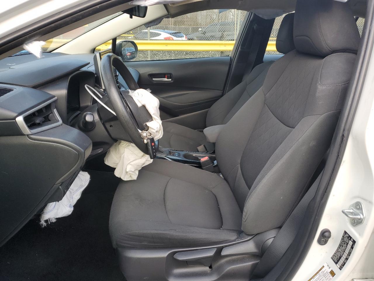 2021 TOYOTA COROLLA LE - Фото 7