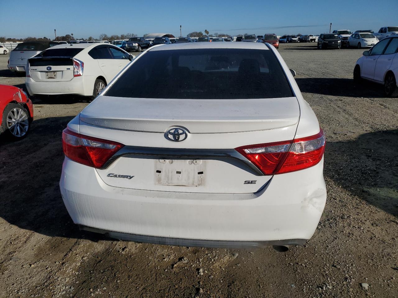 2016 TOYOTA CAMRY LE - Фото 6