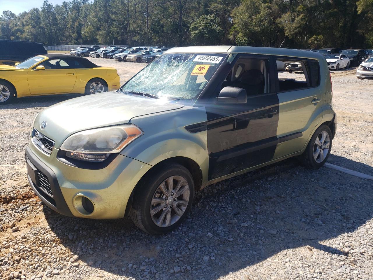 2013 KIA SOUL +