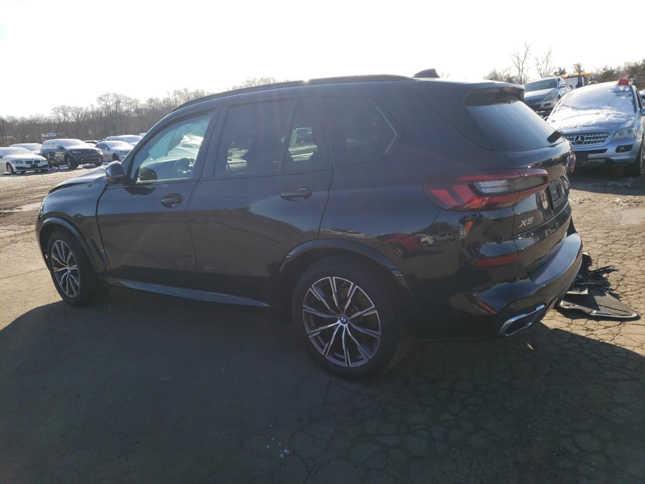2022 BMW X5 XDRIVE4 - Image 2