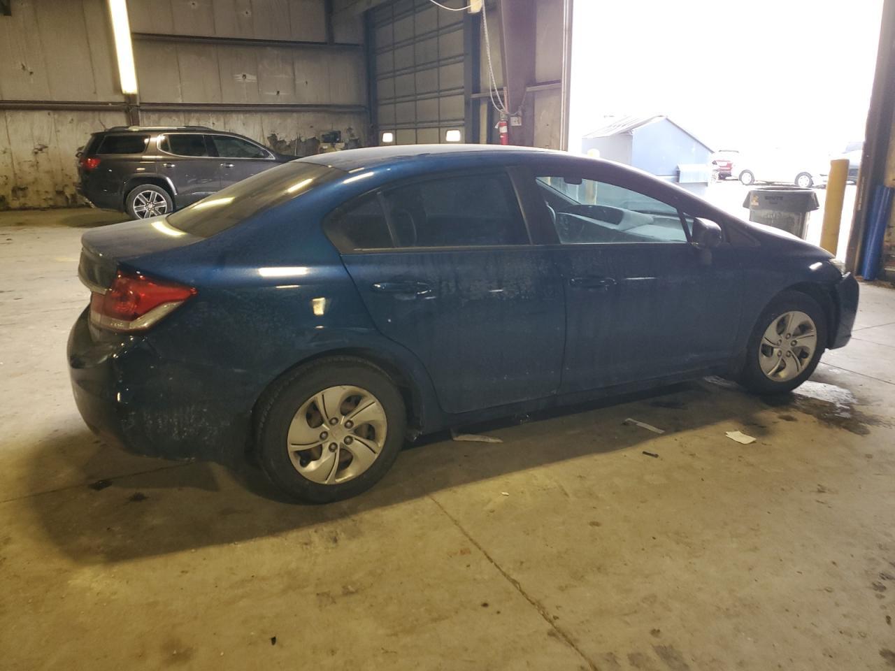 2015 HONDA CIVIC LX - Image 3
