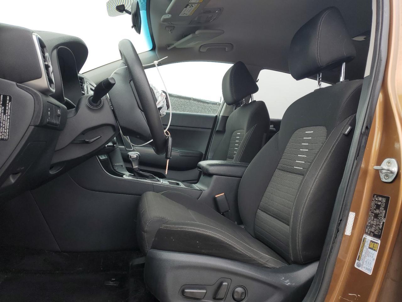 2017 KIA SPORTAGE L - Image 7