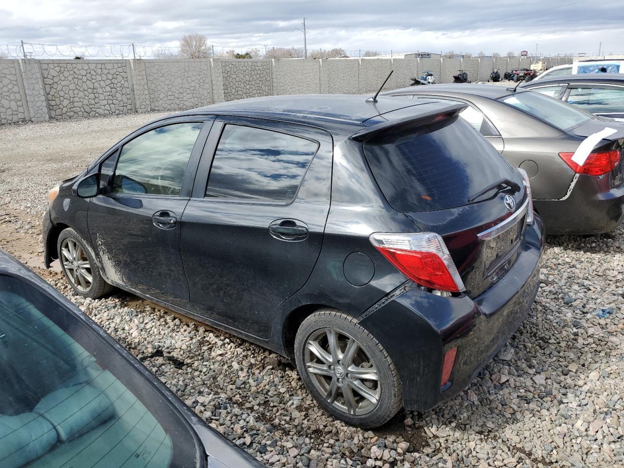 2012 TOYOTA YARIS - Фото 2