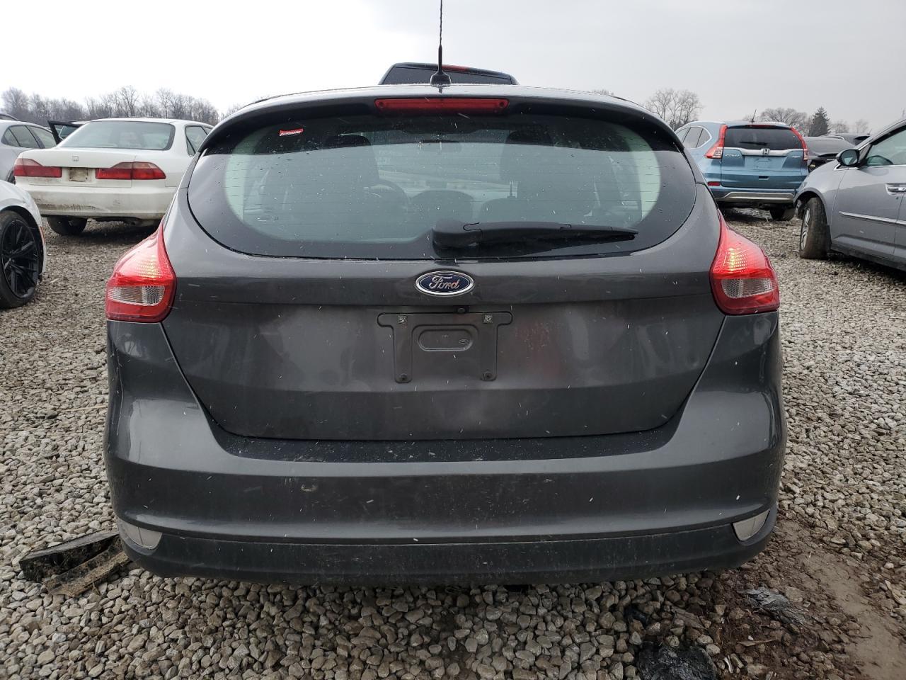 2016 FORD FOCUS SE - Image 6