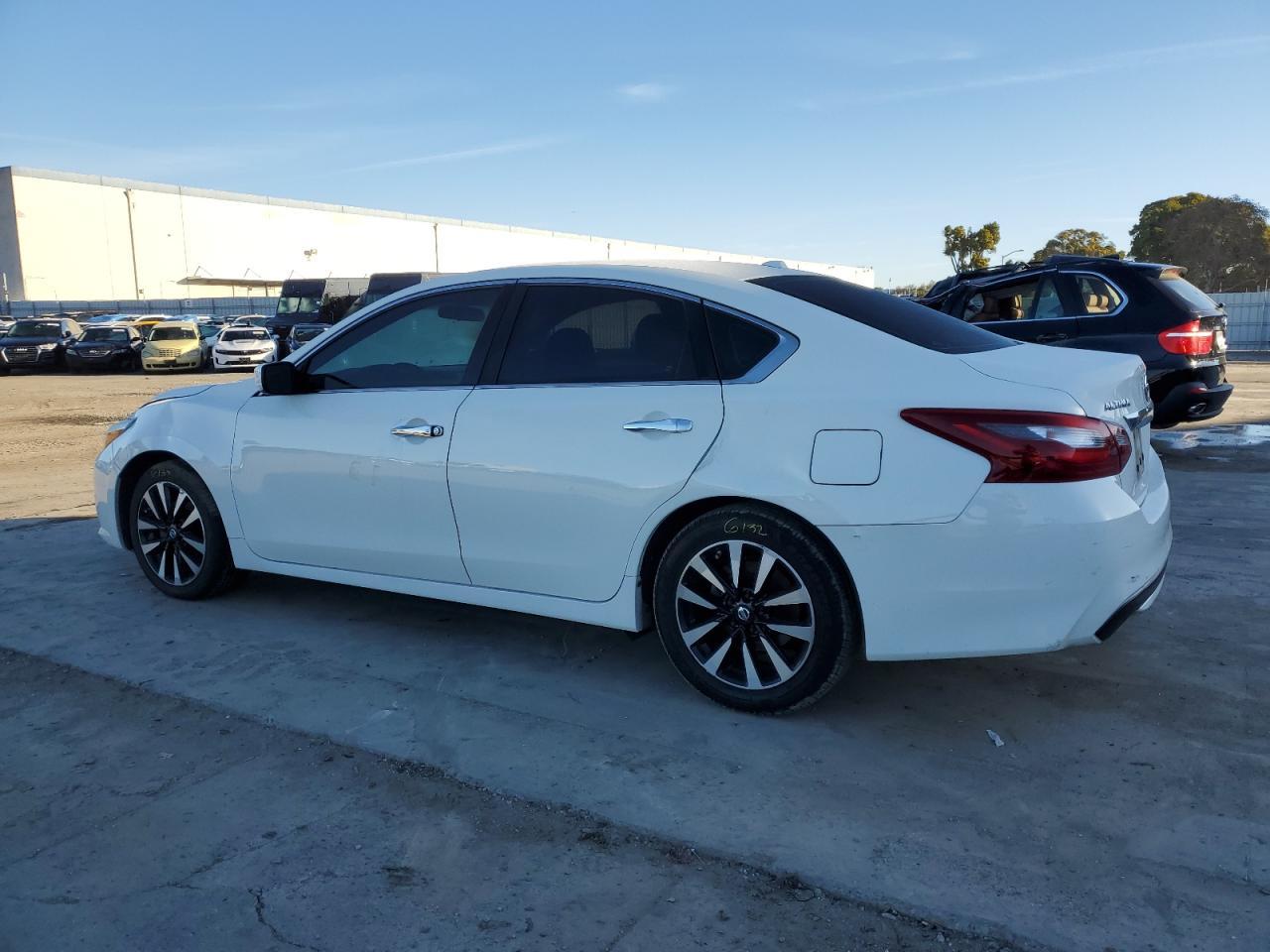 2018 NISSAN ALTIMA 2.5 - Фото 2