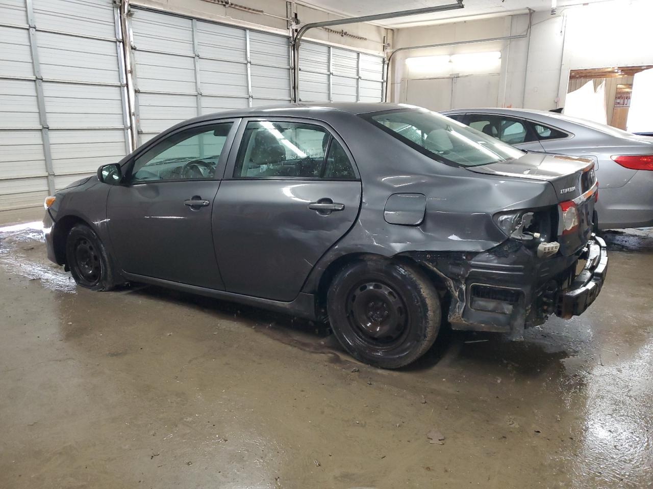 2013 TOYOTA COROLLA BA - Image 2