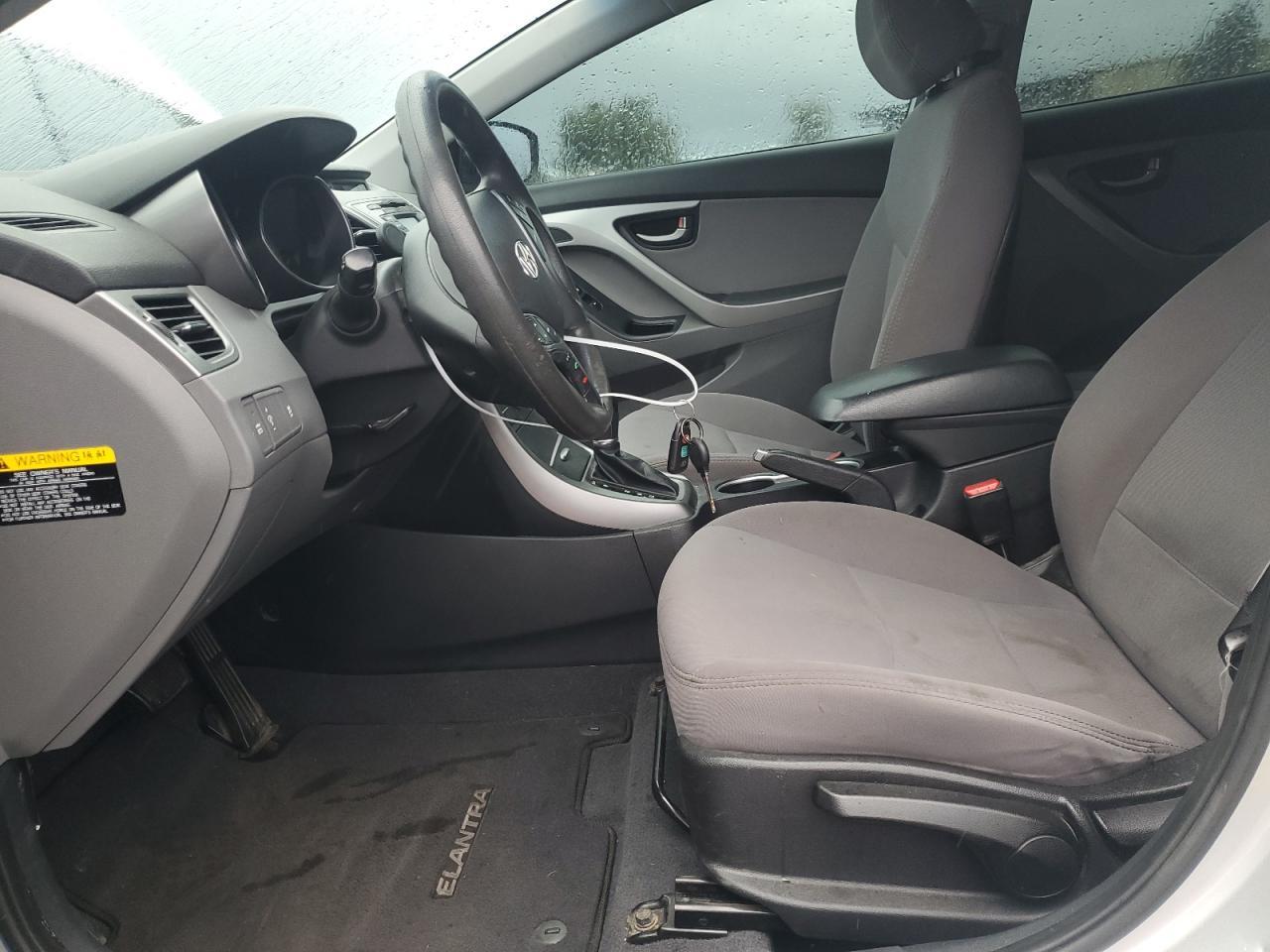 2015 HYUNDAI ELANTRA SE - Фото 7