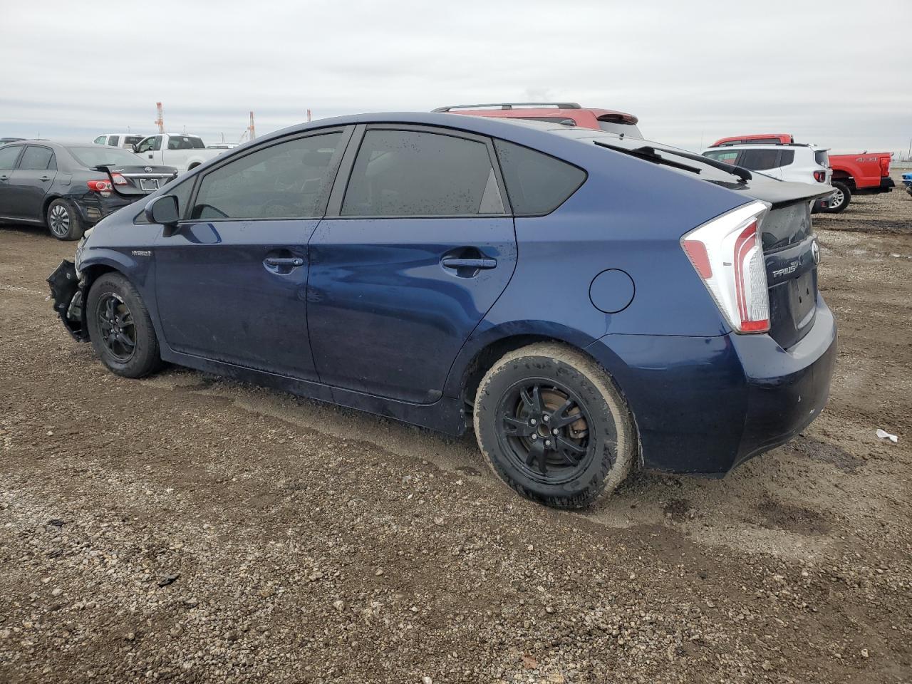 2015 TOYOTA PRIUS - Фото 2