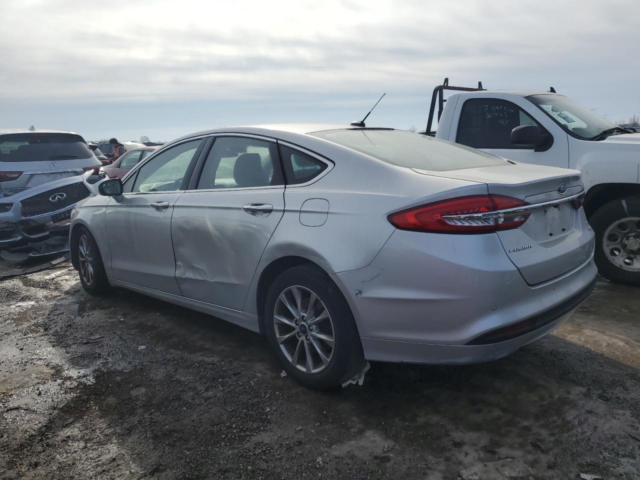 2017 FORD FUSION SE - Фото 2