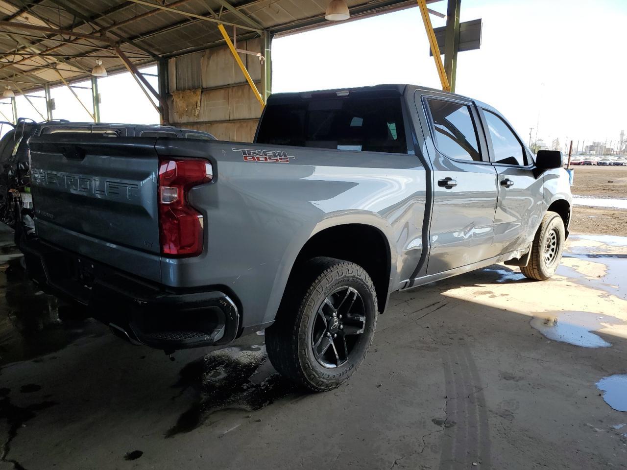 2019 CHEVROLET SILVERADO - Image 3