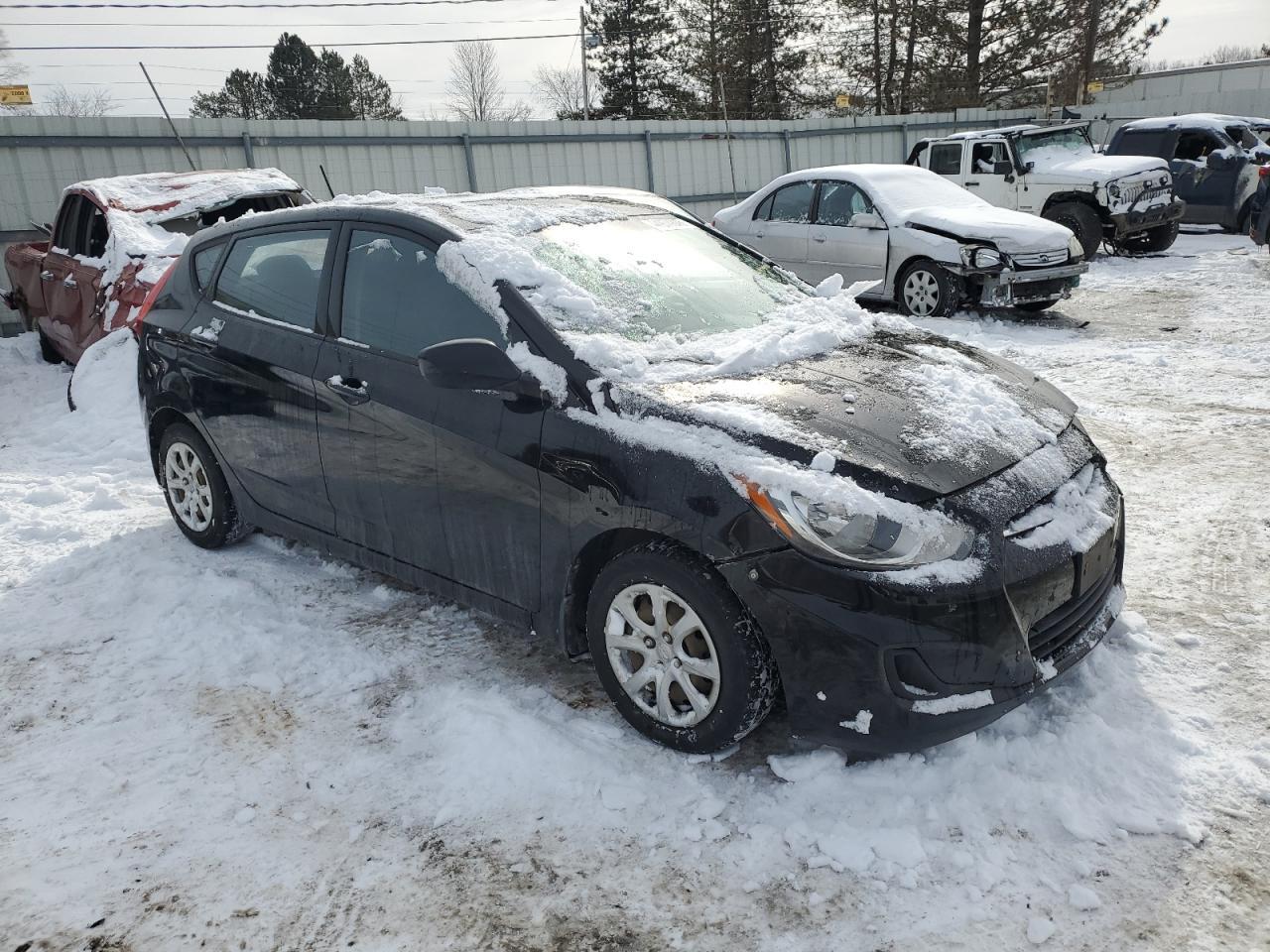 2014 HYUNDAI ACCENT GLS - Image 4