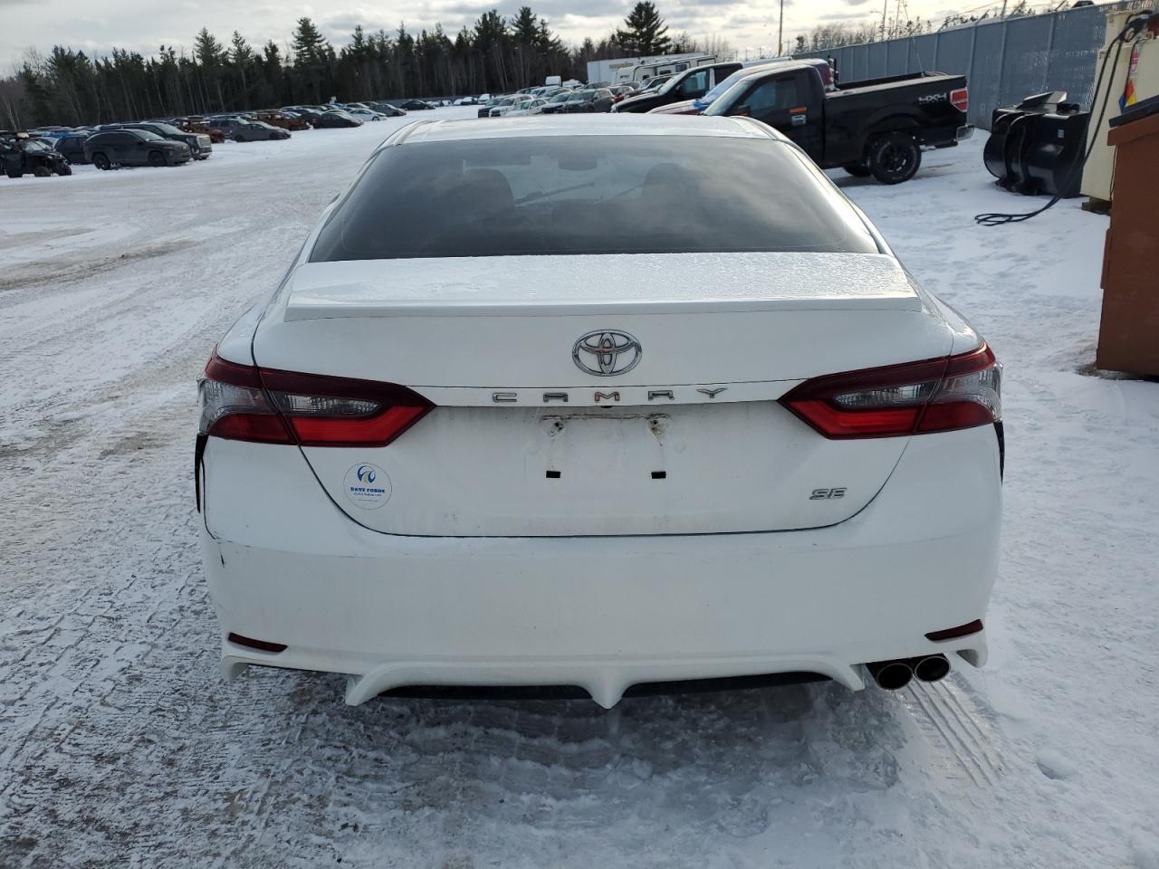 2021 TOYOTA CAMRY SE - Image 6