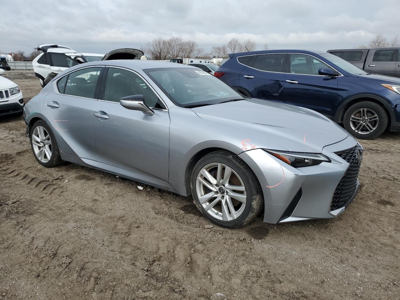 2021 LEXUS IS 300 - Фото 4