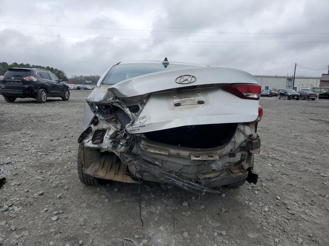 2018 HYUNDAI ELANTRA SE - Фото 6