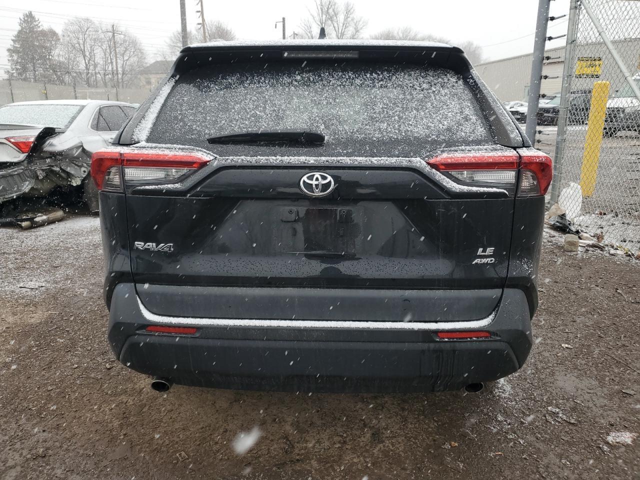 2021 TOYOTA RAV4 LE - Image 6