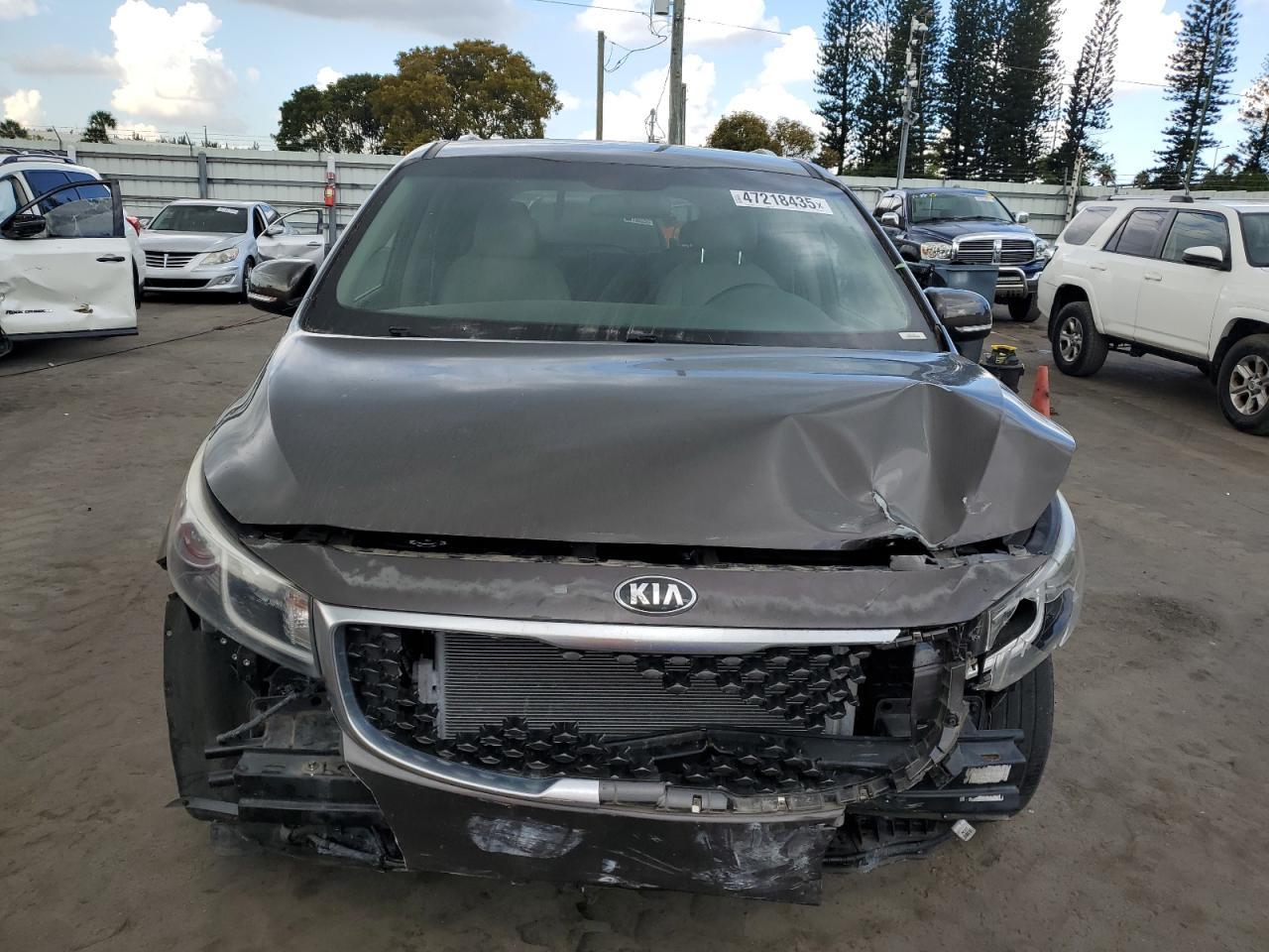 2016 KIA SEDONA LX - Фото 5