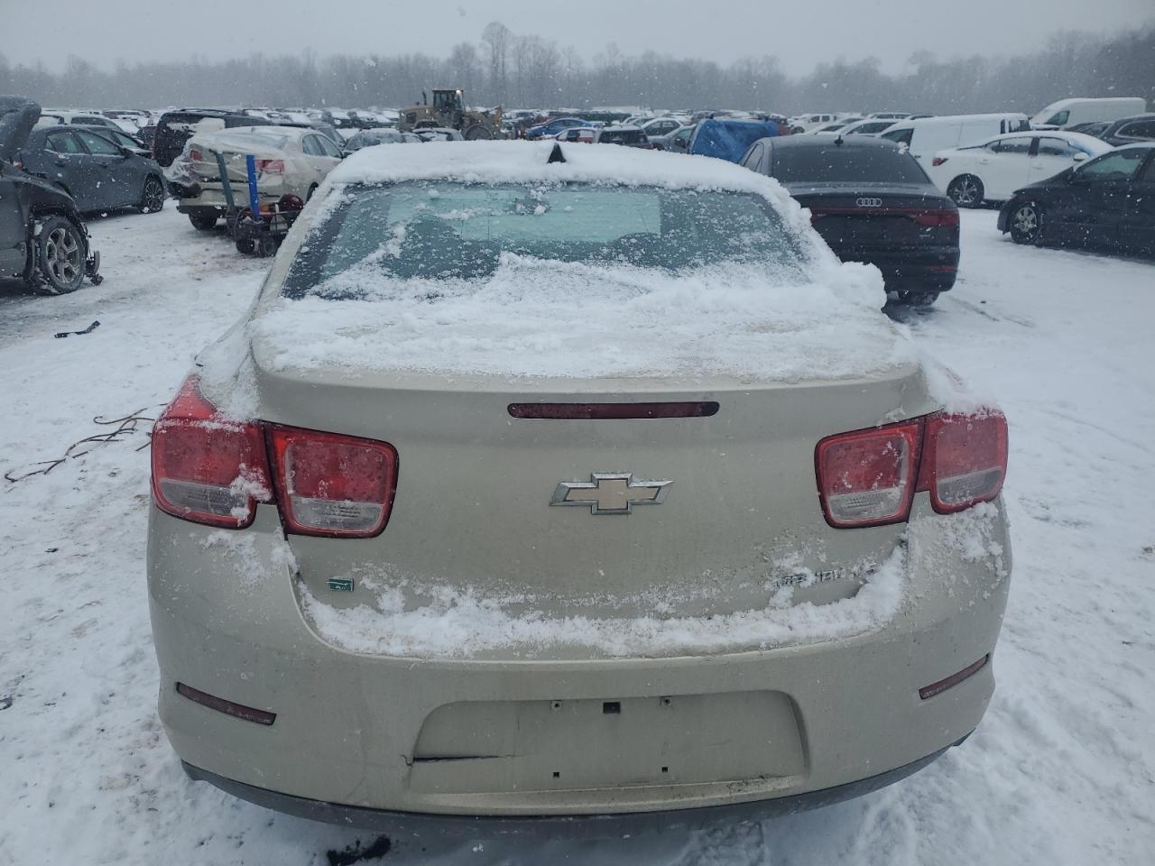2015 CHEVROLET MALIBU LS - Image 6